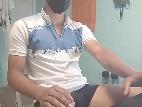 Snapshot of vicky0805 chatting on 18, 3, 2025 vicky0805 online show from 18, 3, 2025