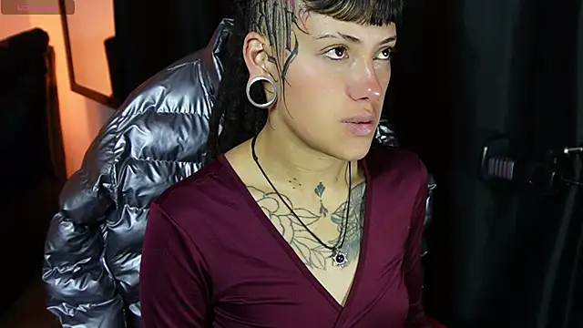  sharlotte777 online show from 1, 4, 2026