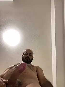 Snapshot of islandvybee55 chatting on 6, 1, 2025 islandvybee55 online show from 6, 1, 2025