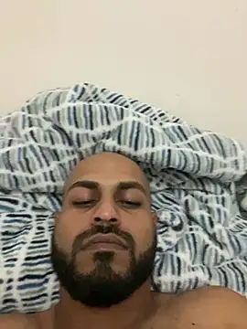 Snapshot of islandvybee55 chatting on 19, 1, 2025 islandvybee55 online show from 19, 1, 2025