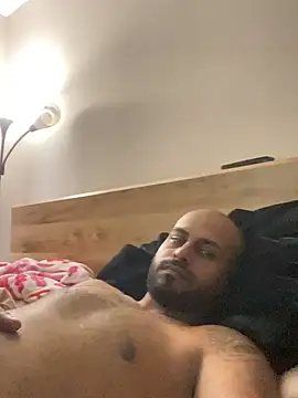 islandvybee55 online show from 2, 4, 2026