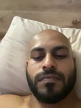 islandvybee55 online show from 7, 4, 2026