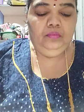 Snapshot of tamilthanushri chatting on 24, 4, 2026 tamilthanushri online show from 24, 4, 2026