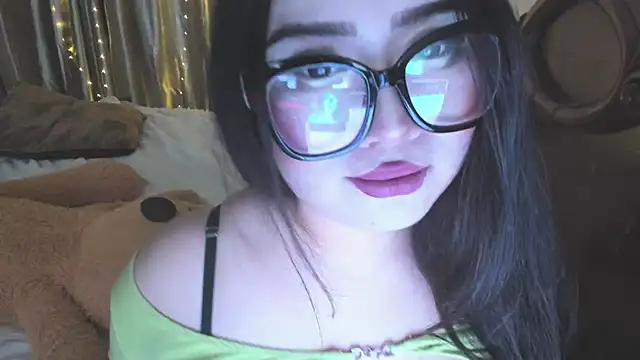 cutie sakura online show from 23, 12, 2024