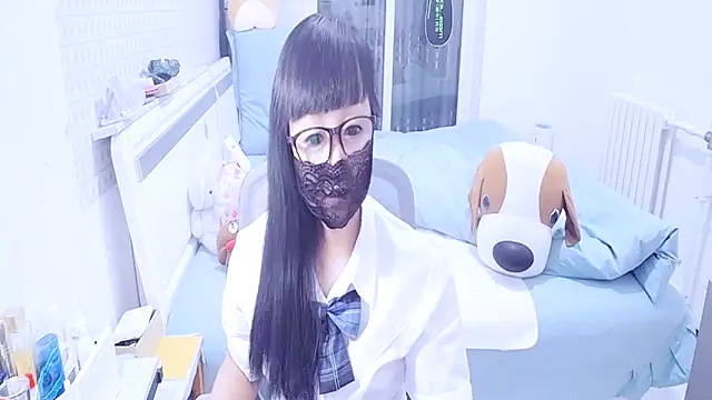 Snapshot of CN-Lily chatting on 1, 1, 2025 CN-Lily online show from 1, 1, 2025