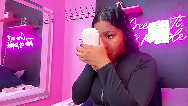 Sofi Fox  online show from 12, 3, 2025