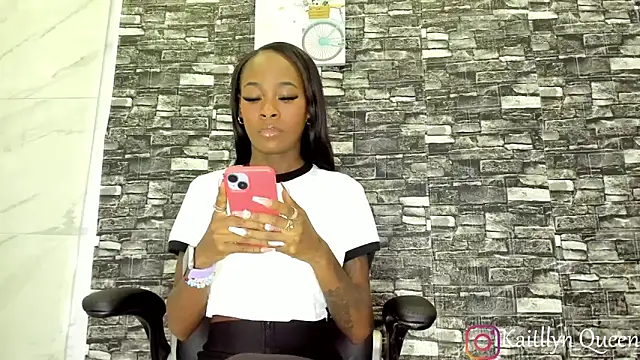 Snapshot of Kaitllyn_Queen chatting on 11, 3, 2025 Kaitllyn Queen online show from 11, 3, 2025