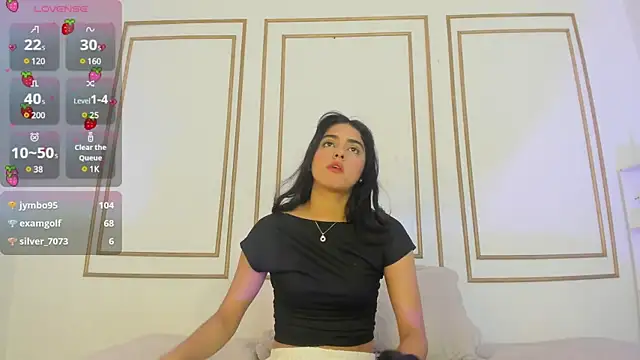 Snapshot of natalia_aguirre1 chatting on 12, 3, 2025 natalia aguirre1 online show from 12, 3, 2025