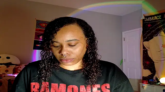 Snapshot of loveluna8 chatting on 9, 2, 2025 loveluna8 online show from 9, 2, 2025