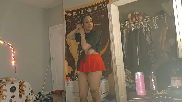 Snapshot of loveluna8 chatting on 12, 2, 2025 loveluna8 online show from 12, 2, 2025