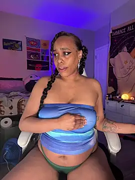 Snapshot of loveluna8 chatting on 15, 3, 2025 loveluna8 online show from 15, 3, 2025