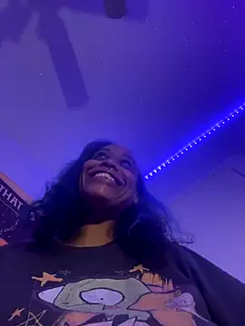 Snapshot of loveluna8 chatting on 13, 10, 2025 loveluna8 online show from 13, 10, 2025