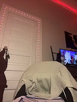 Snapshot of loveluna8 chatting on 18, 11, 2025 loveluna8 online show from 18, 11, 2025