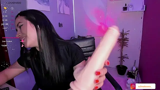 Snapshot of _sulmatevans_ chatting on 2, 2, 2025 sulmatevans online show from 2, 2, 2025