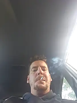 Snapshot of Titanhoott chatting on 5, 11, 2025 Titanhoott online show from 5, 11, 2025