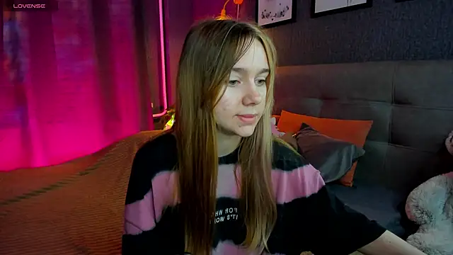 Lesi Moonie01 online show from 5, 11, 2025