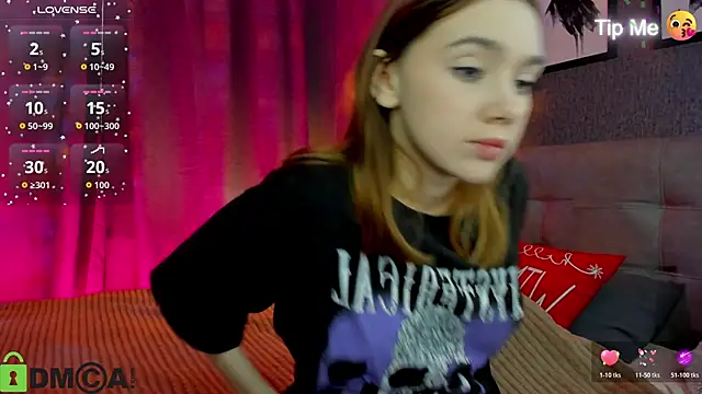 Lesi Moonie01 online show from 13, 1, 2026