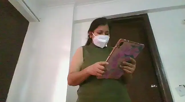 cutiecatty21 online show from 4, 12, 2024