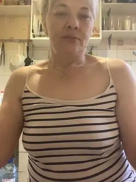 Snapshot of Lia_Laguna77 chatting on 31, 1, 2025 Lia Laguna77 online show from 31, 1, 2025
