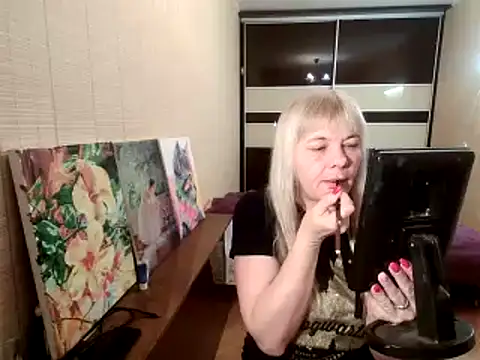 Snapshot of Lia_Laguna77 chatting on 3, 2, 2025 Lia Laguna77 online show from 3, 2, 2025