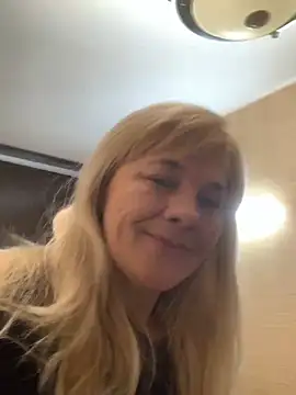 Snapshot of Lia_Laguna77 chatting on 18, 2, 2025 Lia Laguna77 online show from 18, 2, 2025