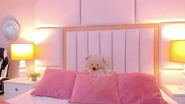 AmbarSantany online show from 15, 3, 2025