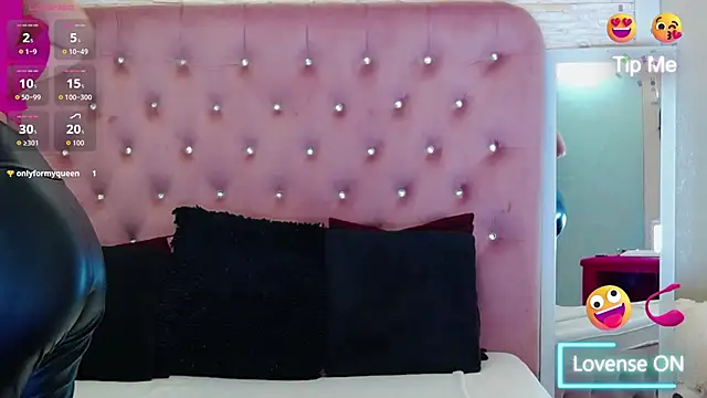 KikiSweet08 online show from 15, 12, 2025