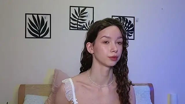 katycrown online show from 25, 2, 2025