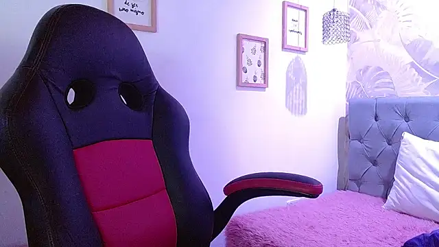 violletha online show from 10, 3, 2025