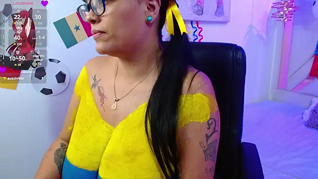 Snapshot of violletha chatting on 11, 6, 2026 violletha online show from 11, 6, 2026