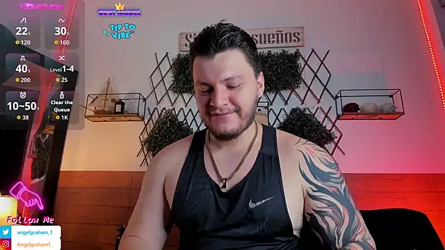 Snapshot of Angelgraham_1 chatting on 18, 12, 2025 Angelgraham 1 online show from 18, 12, 2025