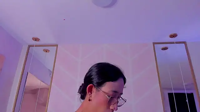 GabyPetit online show from 6, 2, 2026