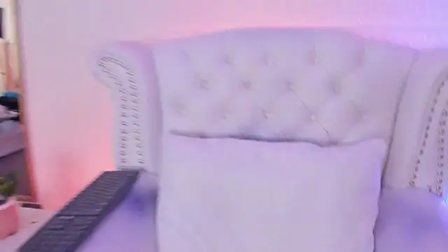 GabyPetit online show from 5, 3, 2026