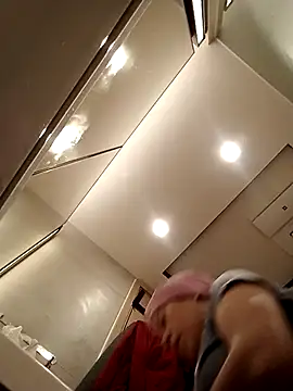 Snapshot of doggiepossession chatting on 10, 3, 2025 doggiepossession online show from 10, 3, 2025