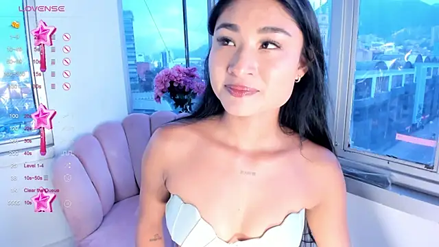 Snapshot of Megan_Lim chatting on 8, 1, 2025 Megan Lim online show from 8, 1, 2025