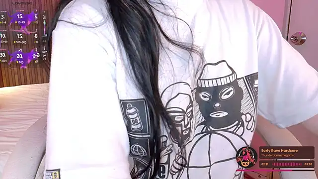 Snapshot of Lucy_Smith2 chatting on 2, 12, 2025 Lucy Smith2 online show from 2, 12, 2025