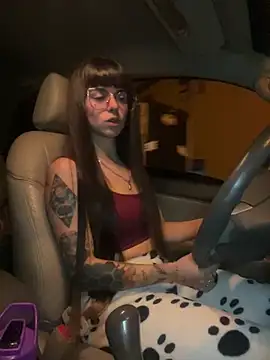 Snapshot of VioletaSubmissive chatting on 4, 3, 2025 VioletaSubmissive online show from 4, 3, 2025