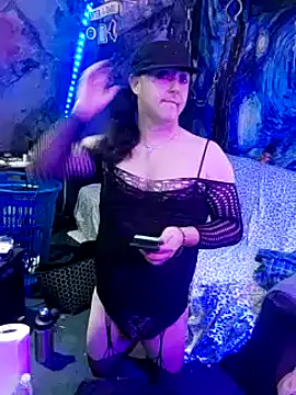 Snapshot of Boo-boo_kittyfux chatting on 15, 12, 2024 Boo-boo kittyfux online show from 15, 12, 2024