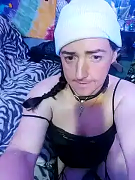 Snapshot of Boo-boo_kittyfux chatting on 15, 1, 2025 Boo-boo kittyfux online show from 15, 1, 2025