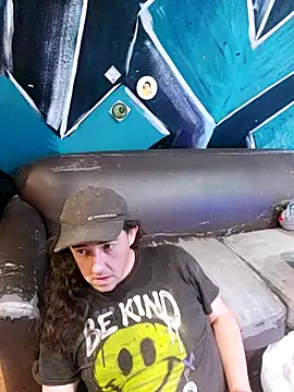 Snapshot of Boo-boo_kittyfux chatting on 17, 9, 2025 Boo-boo kittyfux online show from 17, 9, 2025