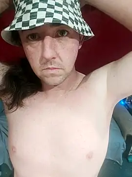 Snapshot of Boo-boo_kittyfux chatting on 23, 9, 2025 Boo-boo kittyfux online show from 23, 9, 2025