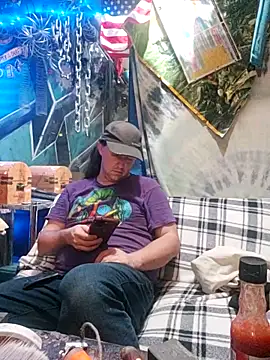 Snapshot of Boo-boo_kittyfux chatting on 25, 9, 2025 Boo-boo kittyfux online show from 25, 9, 2025