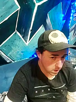 Snapshot of Boo-boo_kittyfux chatting on 26, 10, 2025 Boo-boo kittyfux online show from 26, 10, 2025