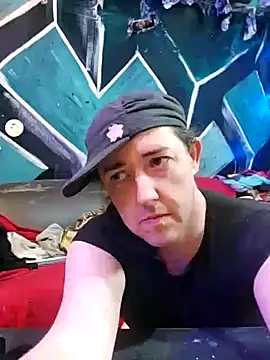 Snapshot of Boo-boo_kittyfux chatting on 7, 11, 2025 Boo-boo kittyfux online show from 7, 11, 2025