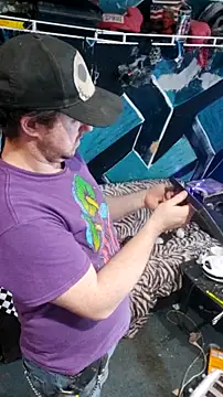 Snapshot of Boo-boo_kittyfux chatting on 14, 12, 2025 Boo-boo kittyfux online show from 14, 12, 2025