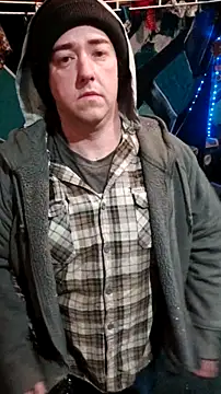 Snapshot of Boo-boo_kittyfux chatting on 15, 12, 2025 Boo-boo kittyfux online show from 15, 12, 2025