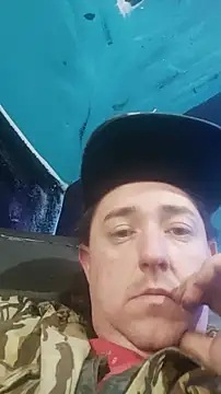 Snapshot of Boo-boo_kittyfux chatting on 23, 12, 2025 Boo-boo kittyfux online show from 23, 12, 2025