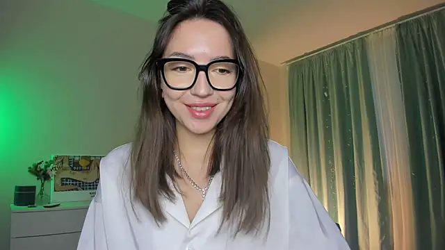 Snapshot of Oh_My_Dianee chatting on 16, 12, 2024 Oh My Dianee online show from 16, 12, 2024