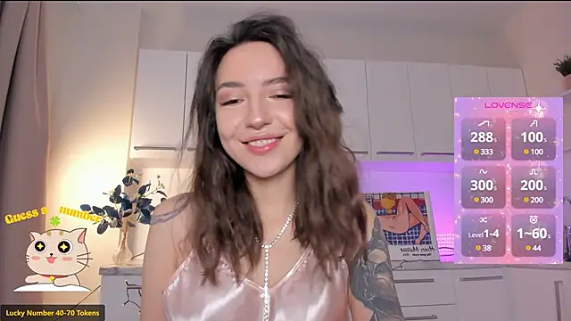 Snapshot of Oh_My_Dianee chatting on 7, 1, 2025 Oh My Dianee online show from 7, 1, 2025