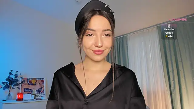 Snapshot of Oh_My_Dianee chatting on 10, 1, 2025 Oh My Dianee online show from 10, 1, 2025